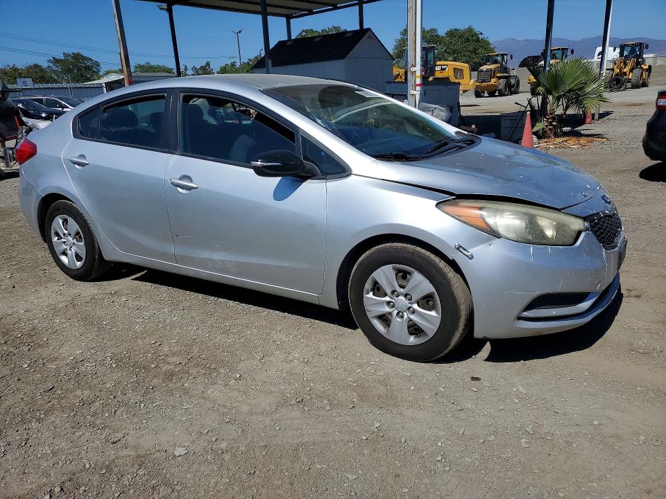 2014 Kia Forte VIN KNAFK4A67E5147549 COPART salvage auction — SIDE, Ca - Salvage Certificate, sold $1,250 on 2026-07-24 (photo 4)