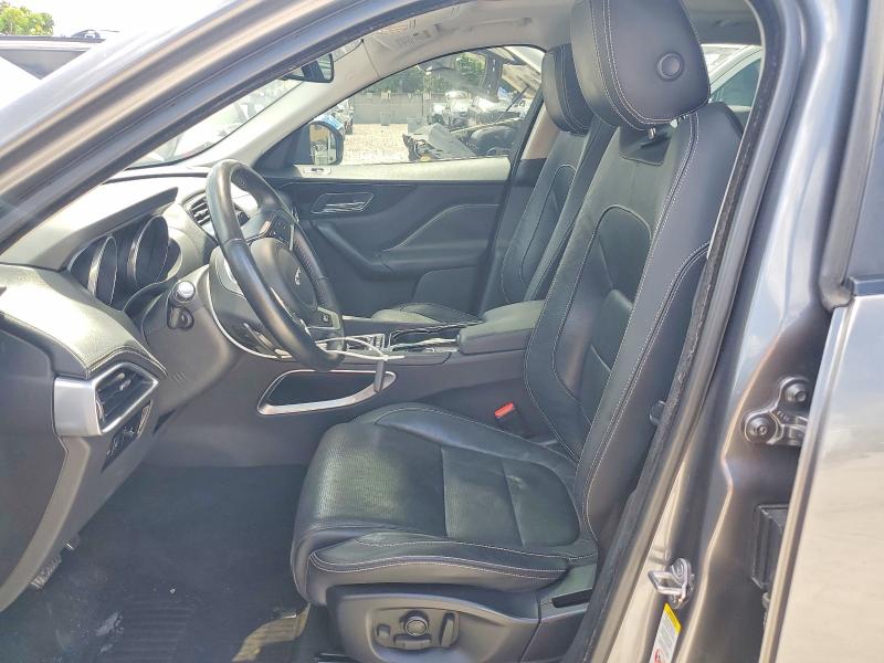2017 Jaguar F-pace VIN SADCL2BN5HA496416 COPART salvage auction — MINOR DENT/SCRATCHES, IN - CERTIFICATE OF TITLE, sold $3,300 on 2026-07-27 (photo 7)