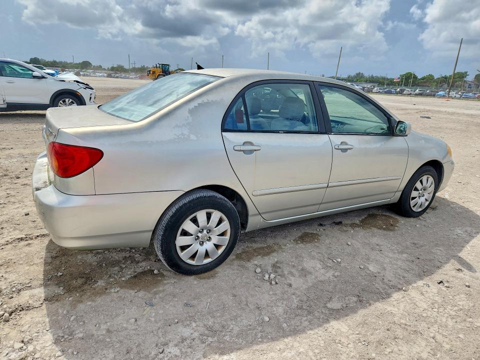 2004 Toyota Corolla VIN 2T1BR38EX4C174380 COPART salvage auction — MINOR DENT/SCRATCHES, FL - CERTIFICATE OF TITLE (P), sold $950 on 2026-07-28 (photo 3)