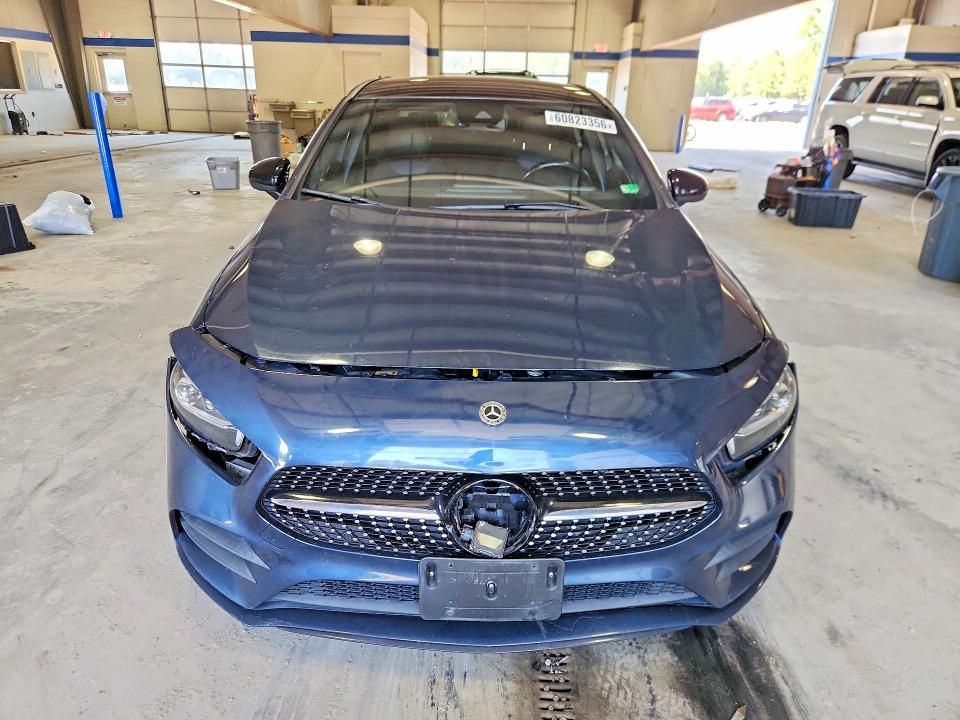 2020 Mercedes-benz A-klasse VIN W1K3G4FB3LJ231083 COPART salvage auction — FRONT END, Va - Cert Of Title - Salvage, sold $9,600 on 2026-08-14 (photo 5)