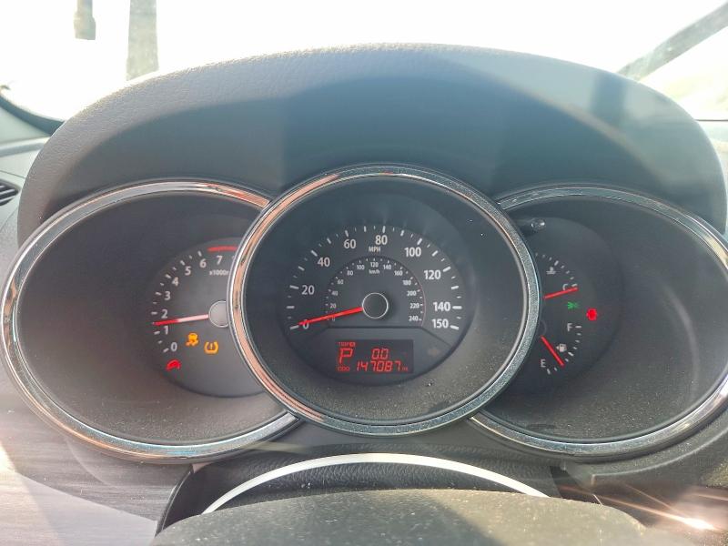 2013 Kia Sorento VIN 5XYKT3A6XDG416772 COPART salvage auction — MECHANICAL, Ma - Certificate Of Title, sold $675 on 2026-07-22 (photo 9)