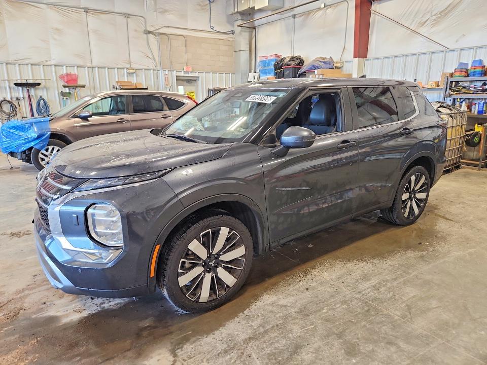 2025 Mitsubishi Outlander VIN JA4J4VA89SZ047398 COPART salvage auction — FRONT END, NJ - CERTIFICATE OF TITLE, sold $9,000 on 2026-07-27 (photo 1)