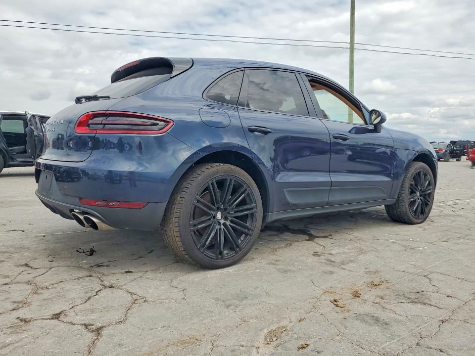 2015 Porsche Macan VIN WP1AB2A57FLB54831 COPART salvage auction — MINOR DENT/SCRATCHES, Tn - Cert Of Title-Rebuilt Vehicle, sold $2,450 on 2026-07-28 (photo 3)