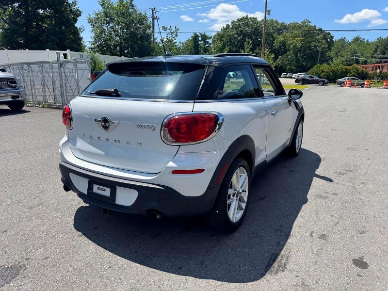 2014 Mini Cooper VIN WMWSS7C57EWN71733 COPART salvage auction — MINOR DENT/SCRATCHES, MA - CERTIFICATE OF TITLE, sold $1,850 on 2026-08-07 (photo 3)