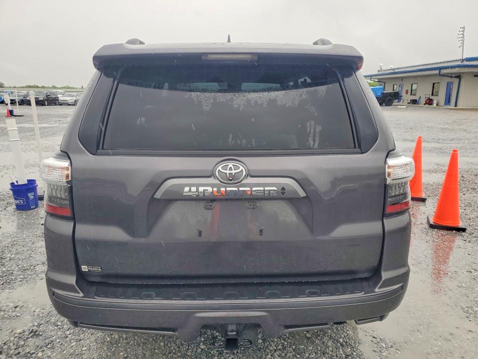 2022 Toyota 4runner VIN JTEAU5JR8N5266360 COPART salvage auction — SIDE, LA - CERT OF TITLE-SALVAGE, sold $11,100 on 2026-07-27 (photo 6)
