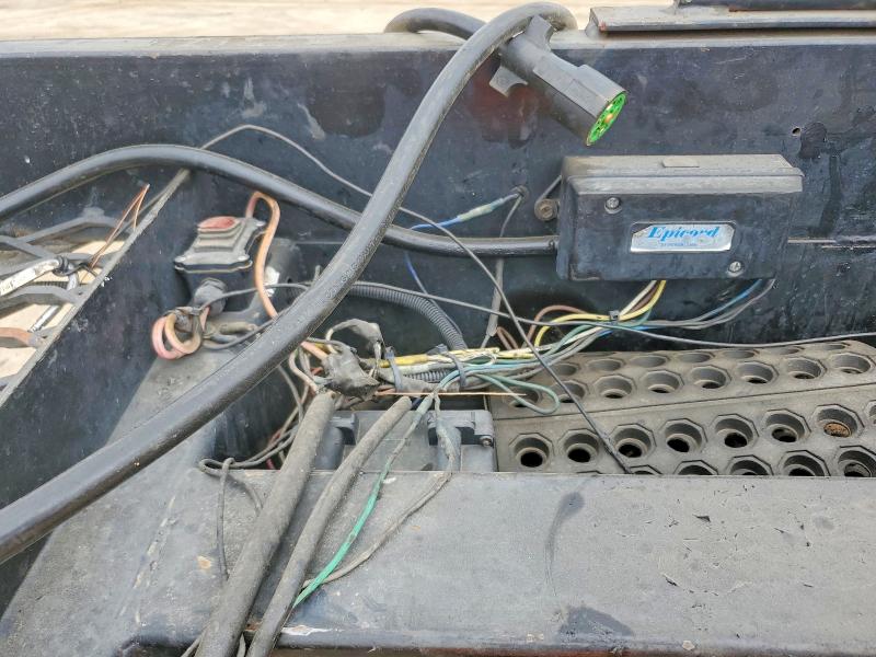 2020 Kauf Trailers VIN 5VGFW5323LL004177 COPART salvage auction — UNDERCARRIAGE, CA - SALVAGE CERTIFICATE, sold $825 on 2026-09-10 (photo 7)