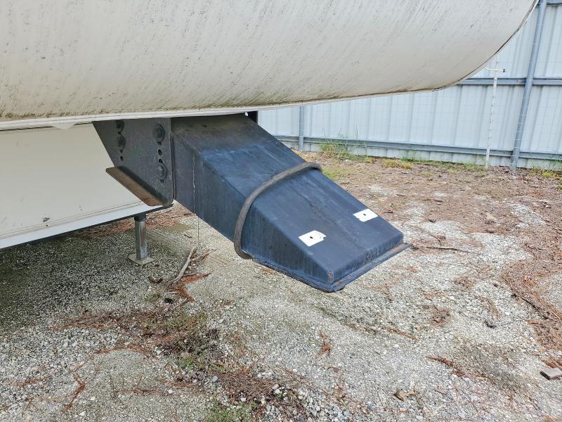 2004 Keystone Sprinter VIN 4YDF297284A214117 COPART salvage auction — SIDE, VA - CERT OF TITLE - SALVAGE, sold $20 on 2026-09-17 (photo 8)