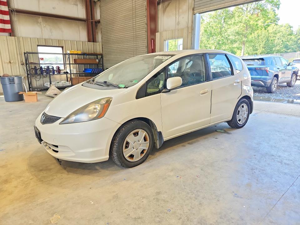 2013 Honda Fit VIN JHMGE8H39DC037029 COPART salvage auction — MINOR DENT/SCRATCHES, VA - CERT OF TITLE - SALVAGE, sold $225 on 2026-07-28 (photo 1)