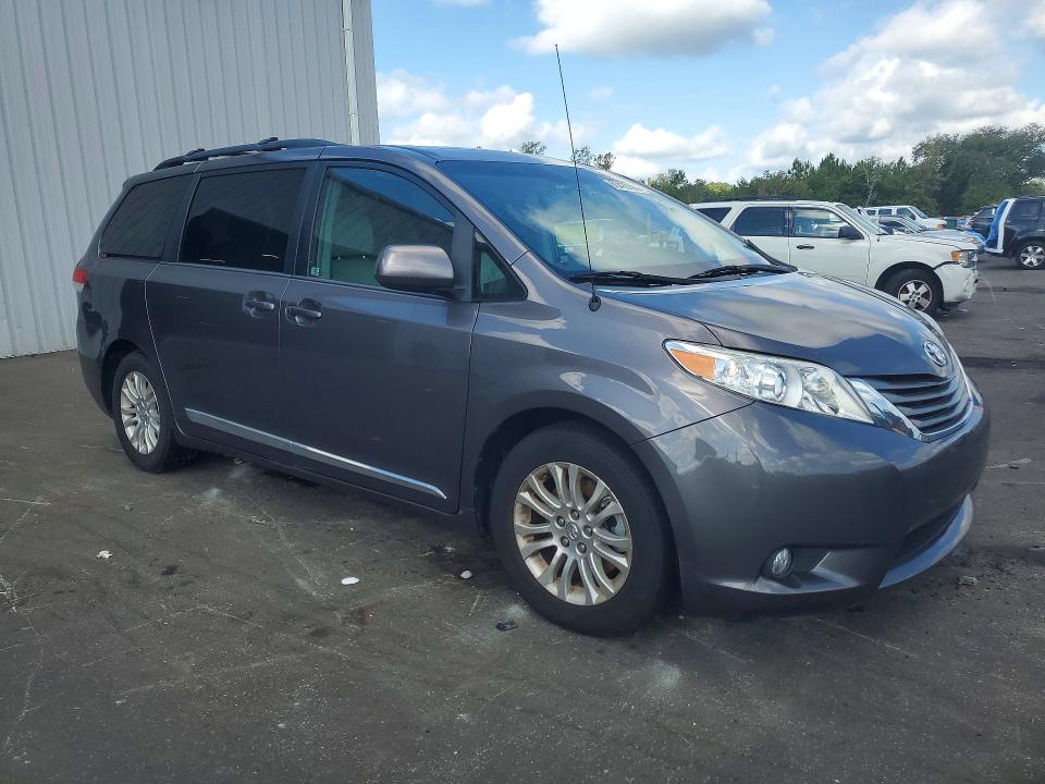 2012 Toyota Sienna VIN 5TDYK3DC7CS273344 COPART salvage auction — MINOR DENT/SCRATCHES, Va - Certificate Of Title, sold $3,850 on 2026-08-01 (photo 4)