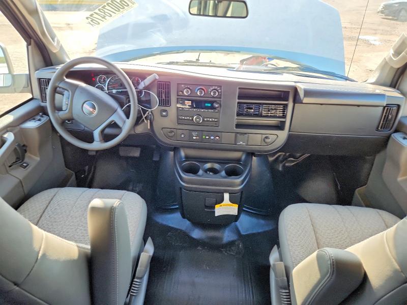 2025 Gmc Savana VIN 1GTW7AFP3S1270367 COPART salvage auction — WATER/FLOOD, Mi - Cert Of Title-Salvage Flood, sold $17,000 on 2026-08-05 (photo 8)