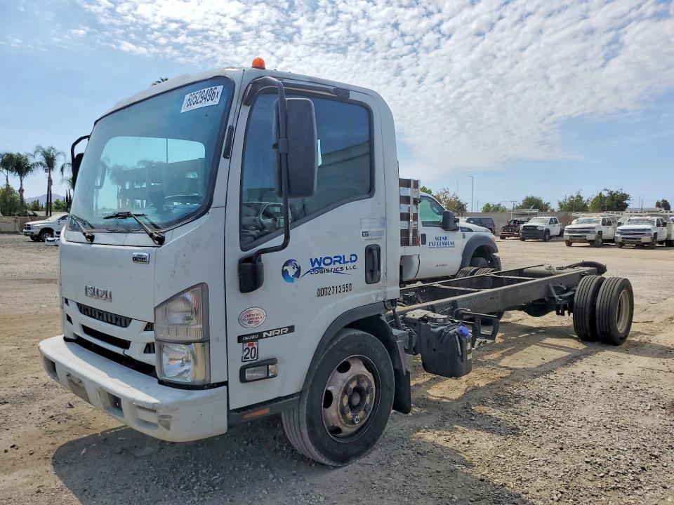 2019 Isuzu Npr VIN JALE5W16XK7302403 COPART salvage auction — MINOR DENT/SCRATCHES, Ca - Dis/Dlr/Exp Only Clean Title, sold $200 on 2026-07-27 (photo 1)