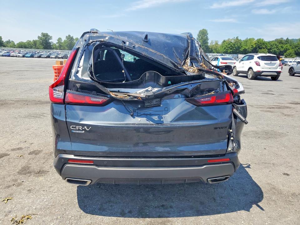 2024 Honda Cr-v VIN 7FARS6H8XRE077105 COPART salvage auction — ROOF, PA - CERTIFICATE OF SALVAGE, sold $7,100 on 2026-07-21 (photo 6)