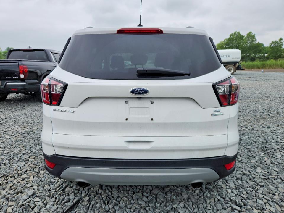 2017 Ford Escape VIN 1FMCU0GD8HUB76188 COPART salvage auction — MECHANICAL, Oh - Certificate Of Title, sold $1,400 on 2026-08-01 (photo 6)