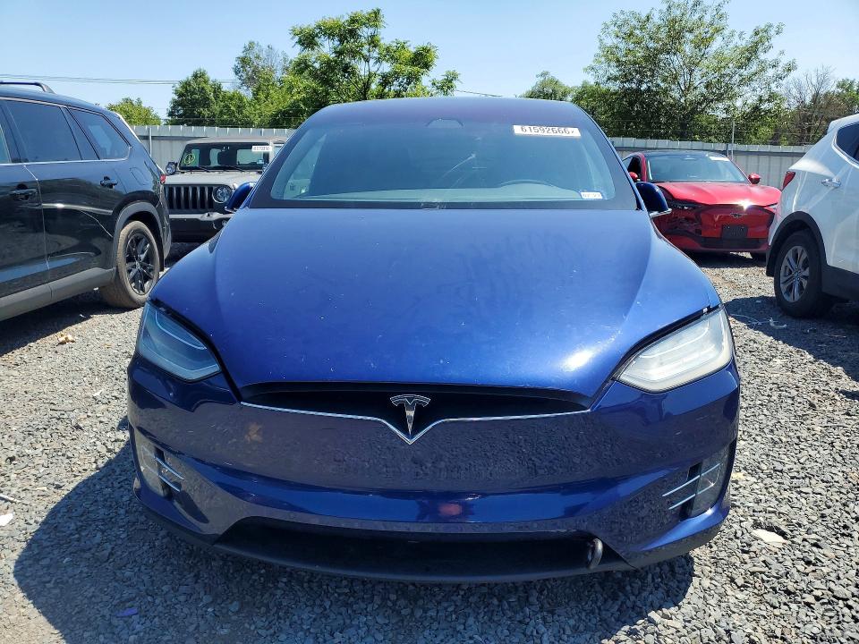 2017 Tesla Model x VIN 5YJXCBE24HF054703 COPART salvage auction — MINOR DENT/SCRATCHES, Tx - Certificate Of Title (P), sold $20,000 on 2026-07-24 (photo 5)