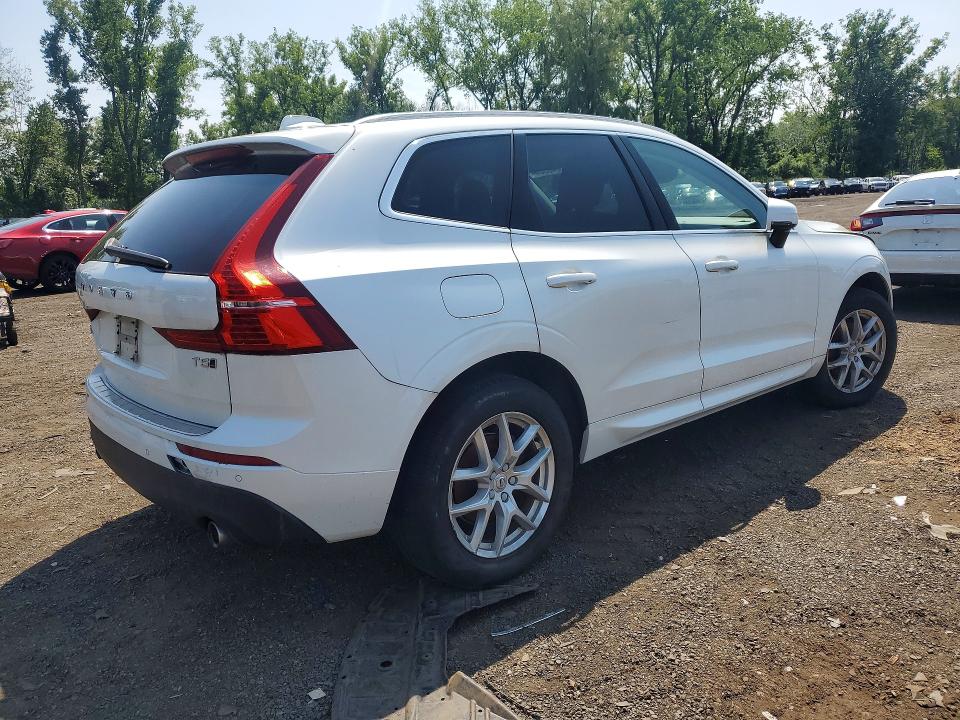 2020 Volvo Xc60 VIN YV4102RKXL1410997 COPART salvage auction — VANDALISM, Ct - Cert Of Title-Flood Salvage, sold $650 on 2026-08-14 (photo 3)