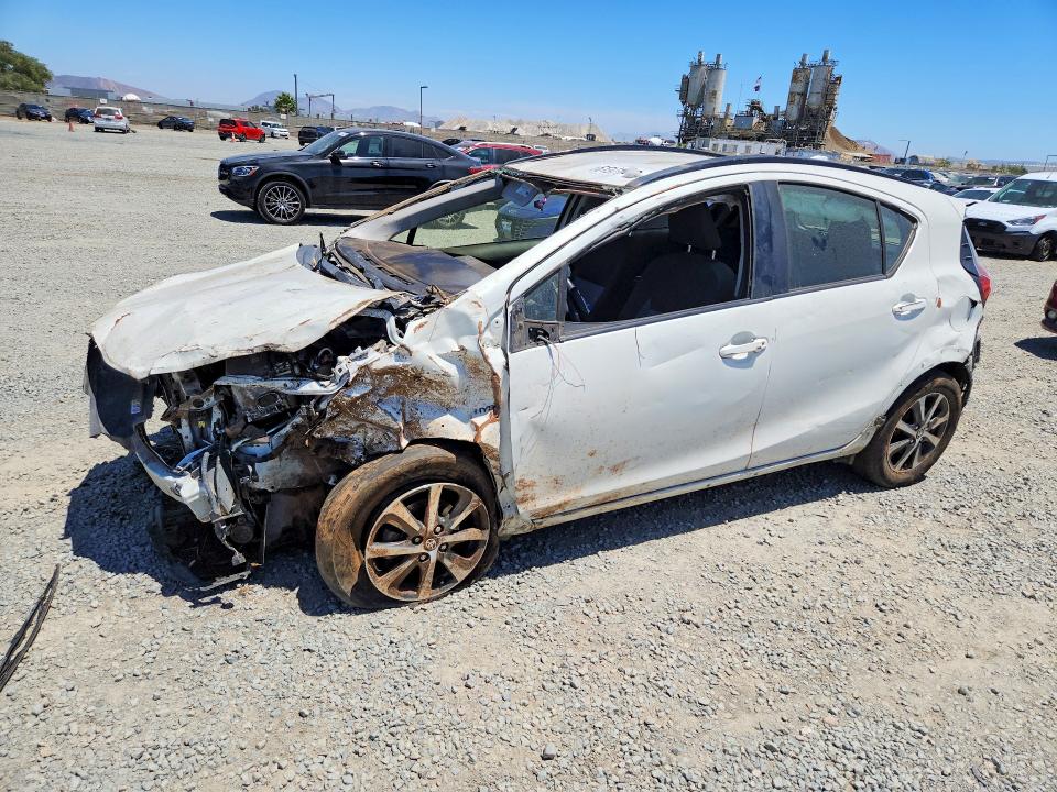 2018 Toyota Prius c VIN JTDKDTB3XJ1612272 COPART salvage auction — ALL OVER, CA - DIS/DLR/EXP ONLY CLEAN TITLE, sold $1,300 on 2026-07-31 (photo 1)