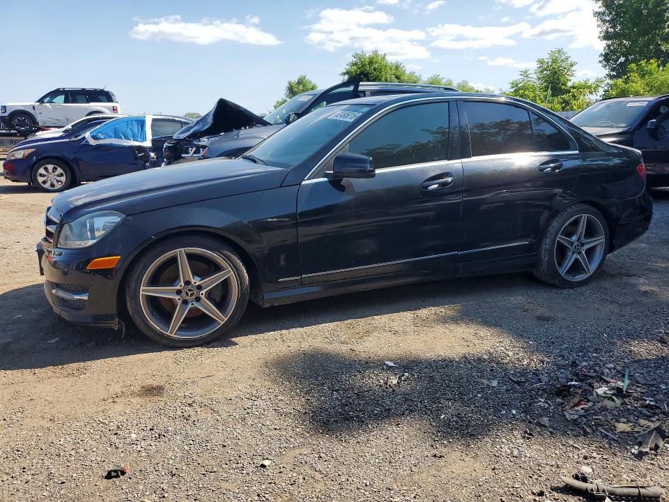 2014 Mercedes-benz C class VIN WDDGF8AB3EA967902 COPART salvage auction — VANDALISM, ON - PERMIT NO BRAND - UNFIT, sold $1,450 on 2026-08-13 (photo 1)