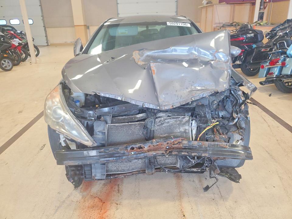 2012 Hyundai VIN 5NPEC4AC3CH367771 COPART salvage auction — FRONT END, MA - CERT OF TITLE-RECONSTRCTD COLL, sold $450 on 2026-07-23 (photo 5)