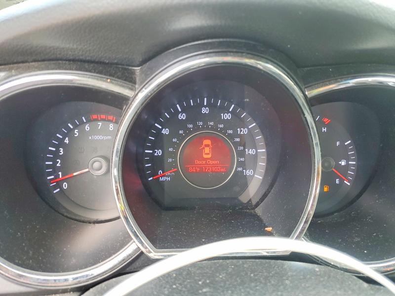 2012 Kia VIN 5XXGN4A74CG038708 COPART salvage auction — SIDE, Salvage Title, sold $750 on 2026-07-14 (photo 9)