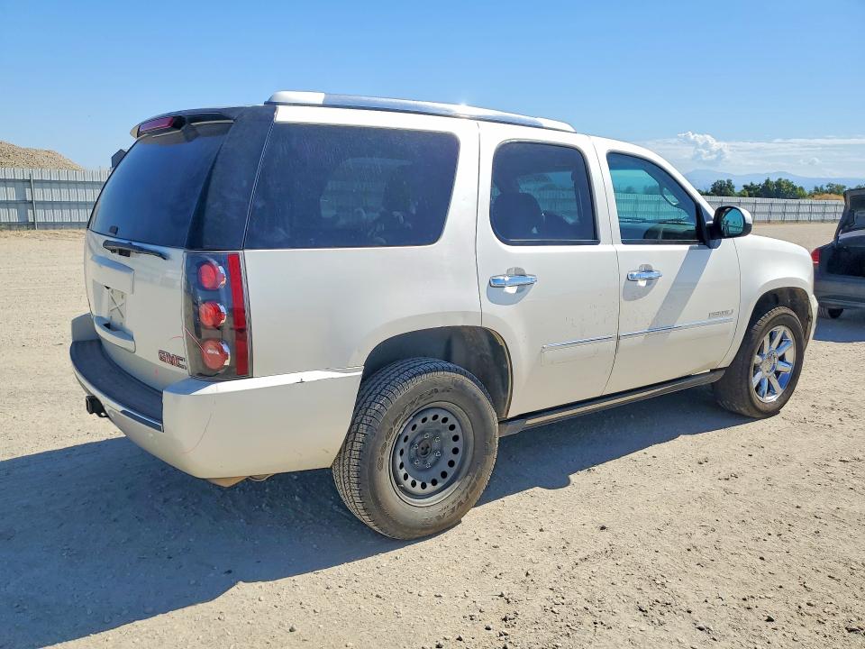 2011 Gmc Yukon VIN 1GKS2EEF3BR392262 COPART salvage auction — VANDALISM, Ca - Salvage Certificate, sold $675 on 2026-07-24 (photo 3)