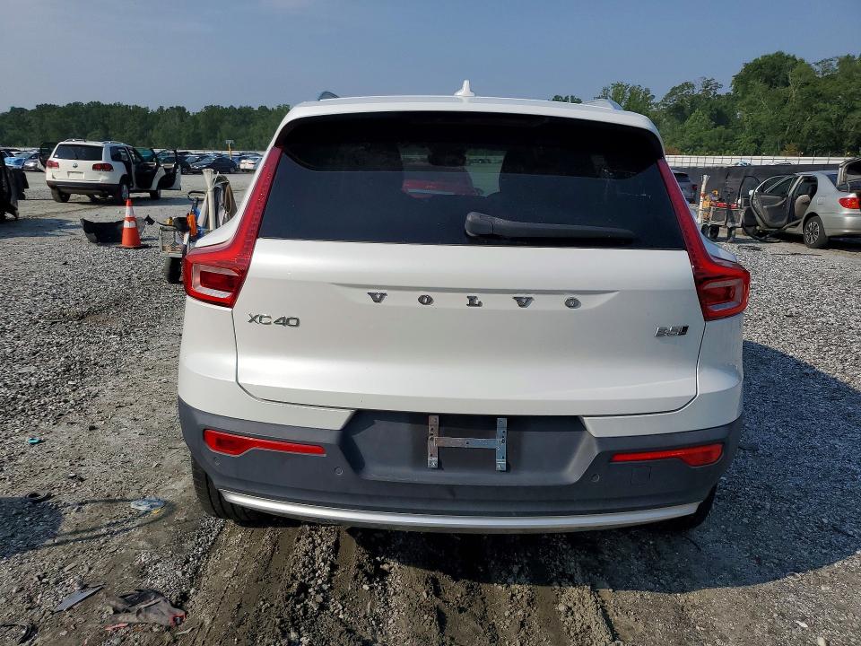 2023 Volvo Xc40 VIN YV4L12UK0P2951022 COPART salvage auction — MINOR DENT/SCRATCHES, Sc - Certificate Of Title, sold $12,000 on 2026-08-05 (photo 6)