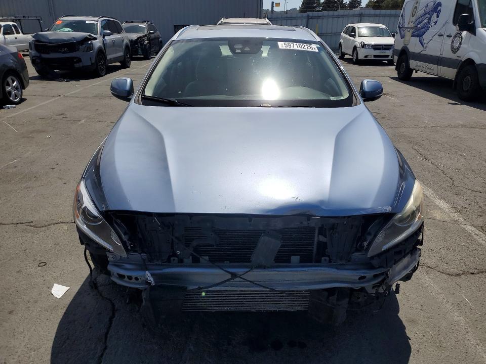 2017 Volvo V60 VIN YV140MEM2H1369124 COPART salvage auction — FRONT END, CA - SALVAGE CERTIFICATE, sold $1,850 on 2026-08-14 (photo 5)