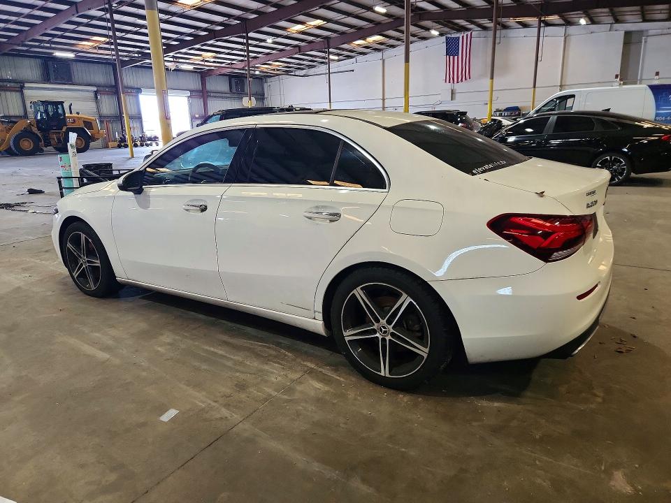 2019 Mercedes-benz VIN WDD3G4EB5KW000477 COPART salvage auction — MECHANICAL, Fl - Certificate Of Title, sold $7,400 on 2026-08-12 (photo 2)