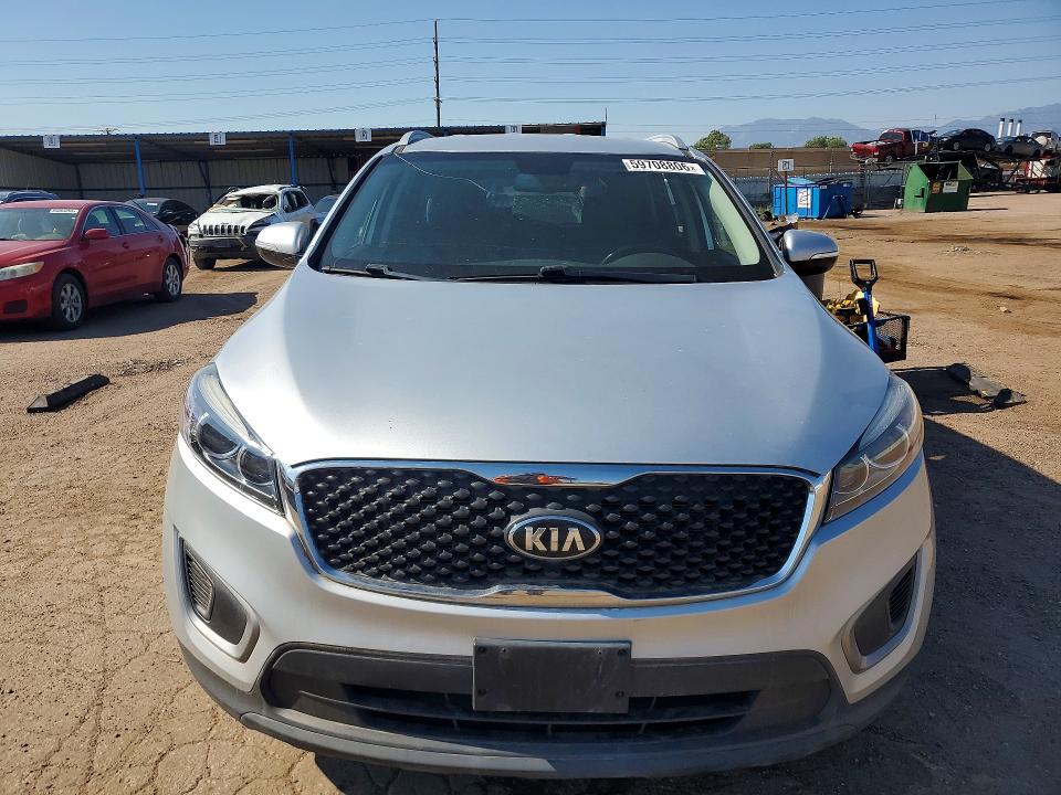 2016 Kia Sorento VIN 5XYPGDA53GG155237 COPART salvage auction — VANDALISM, Co - Dis/Dlr/Exp Only Clean Title, sold $2,150 on 2026-07-08 (photo 5)