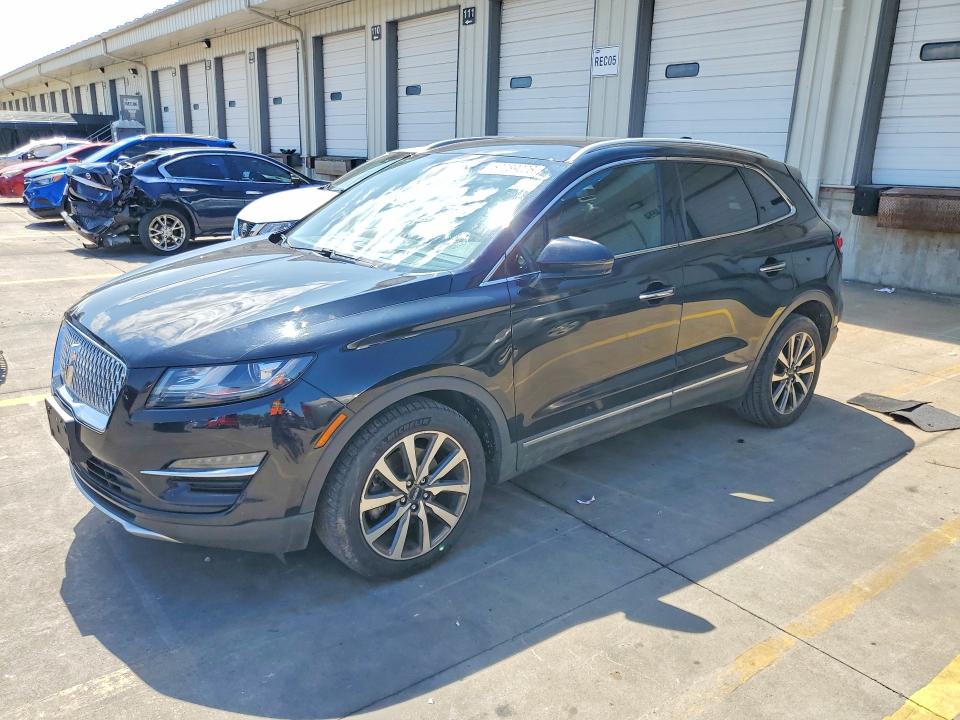 2019 Lincoln Mkc VIN 5LMCJ3C99KUL31458 COPART salvage auction — MINOR DENT/SCRATCHES, WV - CERTIFICATE OF TITLE (P), sold $1,050 on 2026-07-30 (photo 1)
