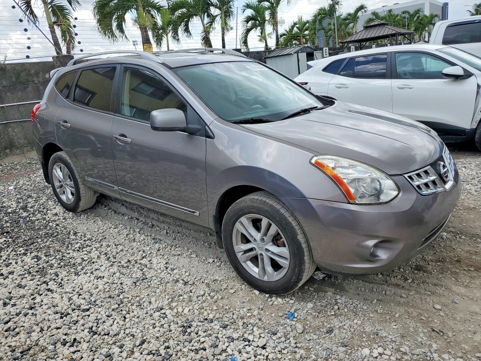 2013 Nissan Rogue VIN JN8AS5MV5DW134186 COPART salvage auction — MINOR DENT/SCRATCHES, Fl - Certificate Of Title, sold $775 on 2026-07-21 (photo 4)