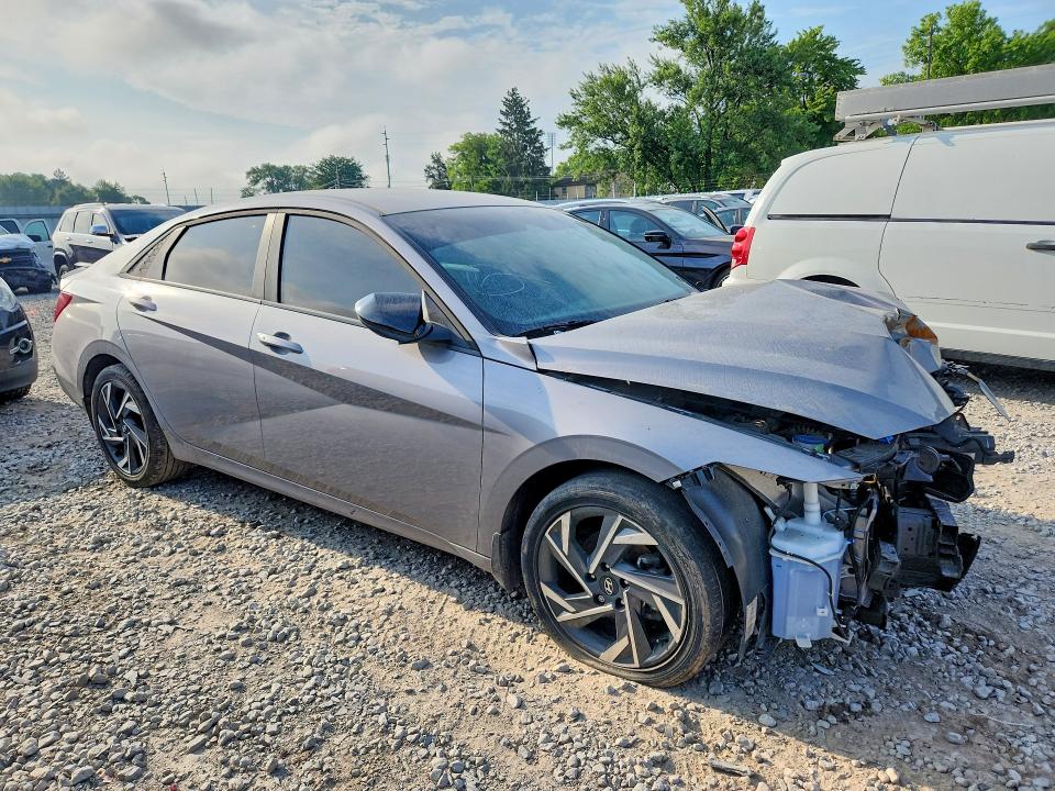 2025 Hyundai VIN KMHLM4DG3SU000761 COPART salvage auction — FRONT END, Oh - Certificate Of Title, sold $4,650 on 2026-07-31 (photo 4)