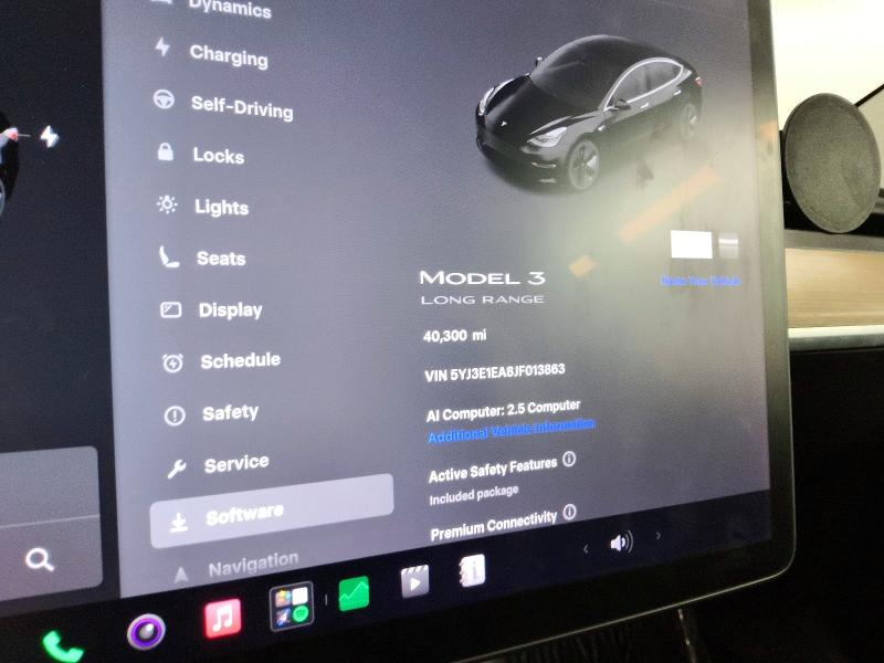 2018 Tesla Model 3 VIN 5YJ3E1EA8JF013863 COPART salvage auction — MINOR DENT/SCRATCHES, CA - CERTIFICATE OF TITLE, sold $14,700 on 2026-07-23 (photo 9)