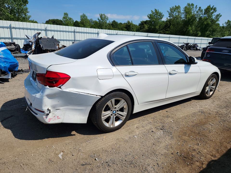2016 BMW 3er VIN WBA8E3G57GNU05662 COPART salvage auction — REAR END, Ma - Cert Of Title-Reconstrctd Coll, sold $4,000 on 2026-07-22 (photo 3)