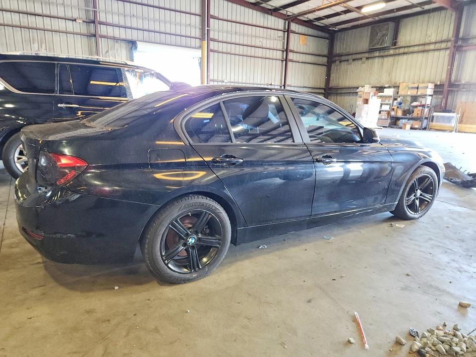 2013 BMW 3 series VIN WBA3B1C50DK128427 COPART salvage auction — MECHANICAL, Fl - Certificate Of Title, sold $475 on 2026-08-05 (photo 3)