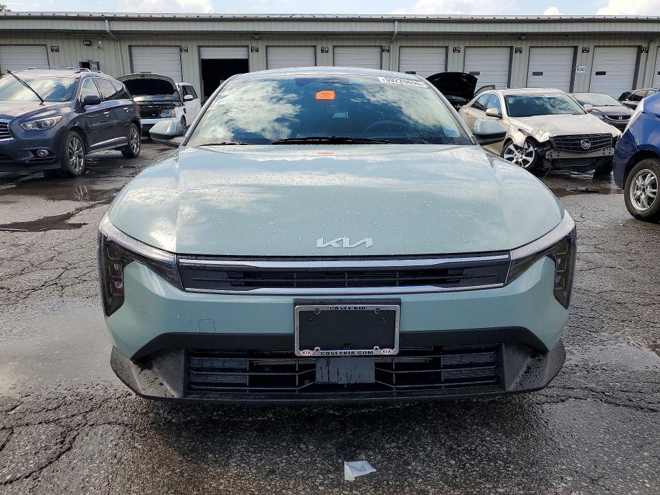 2026 Kia K4 VIN 3KPFT4DE1TE294079 COPART salvage auction — WATER/FLOOD, Ky - Cert Of Title-Salvage Water, sold $10,800 on 2026-08-20 (photo 5)