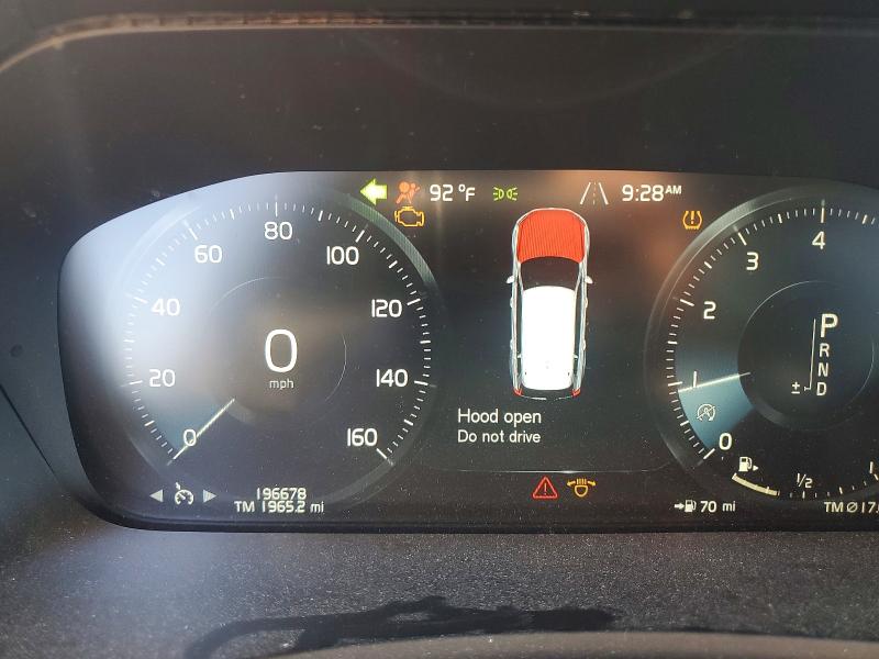 2016 Volvo VIN YV4A22PK5G1083458 COPART salvage auction — FRONT END, In - Dealer Only Clean Title, sold $100 on 2026-07-30 (photo 9)