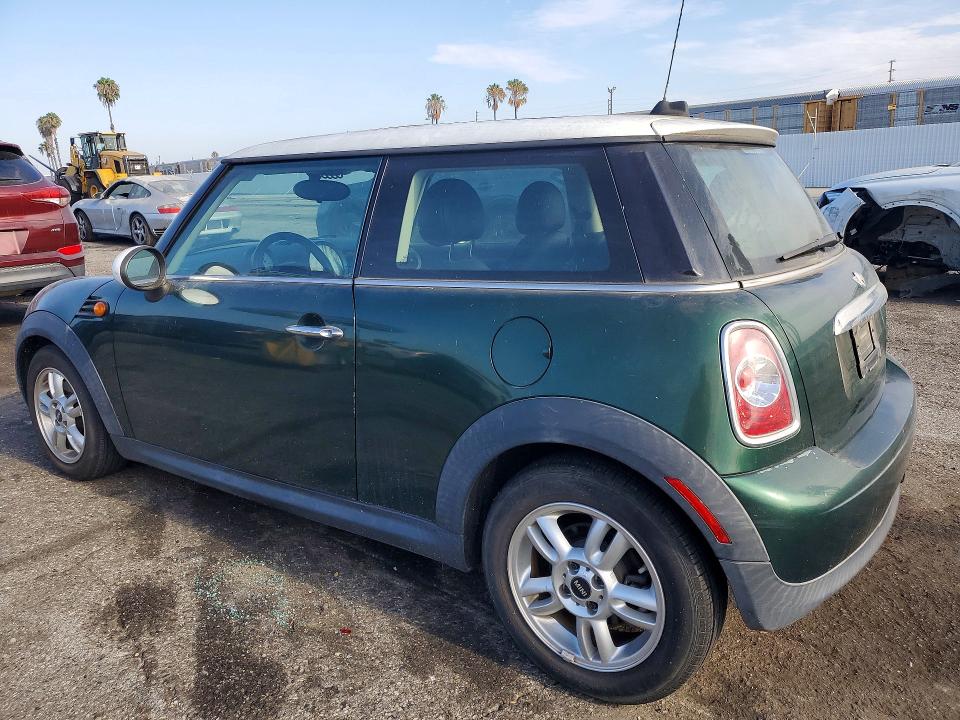 2011 Mini Cooper VIN WMWSU3C56BT098939 COPART salvage auction — MINOR DENT/SCRATCHES, CA - DIS/DLR/EXP APP FOR DUP CLEAN, sold $1,700 on 2026-07-28 (photo 2)