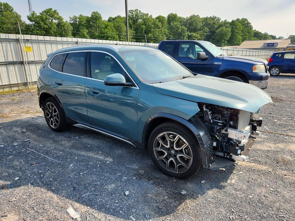 2025 BMW X1 VIN WBX73EF05S5189389 COPART salvage auction — REAR END, PA - CERTIFICATE OF SALVAGE, sold $4,750 on 2026-07-23 (photo 4)