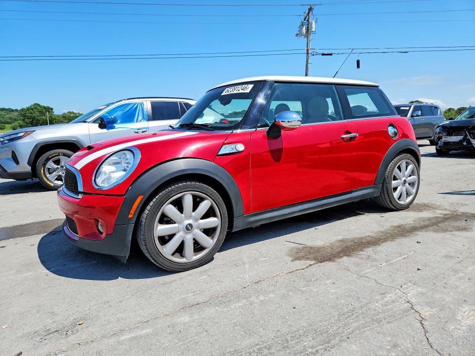 2007 Mini Cooper VIN WMWMF73587TT84258 COPART salvage auction — REAR END, Tn - Salvage Certificate, sold $1,550 on 2026-08-10 (photo 1)