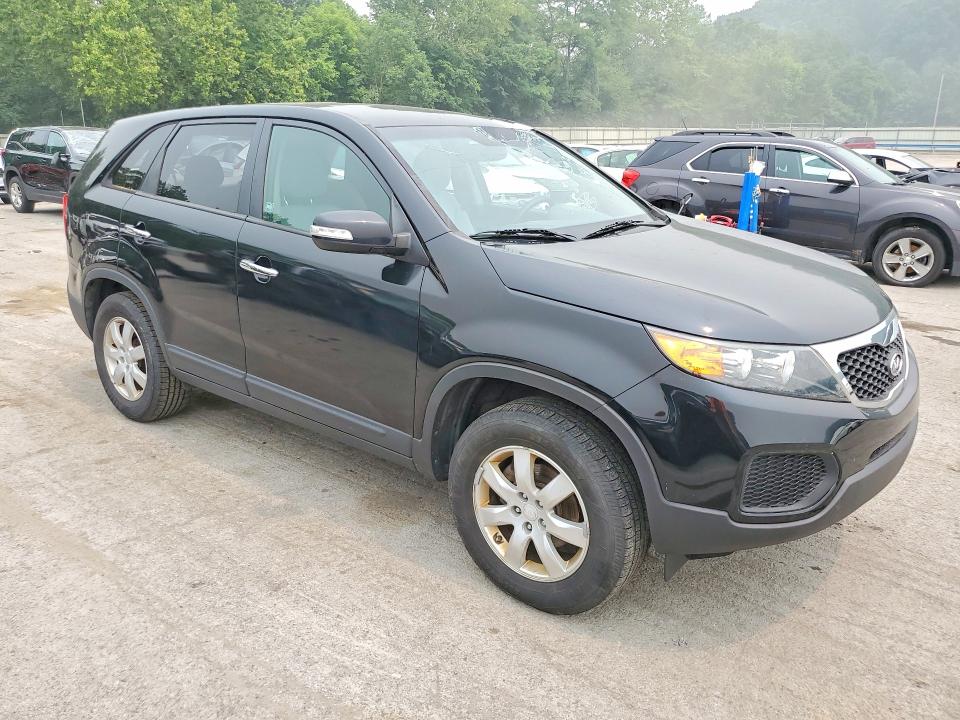 2011 Kia Sorento VIN 5XYKT3A1XBG074743 COPART salvage auction — ROOF, Pa - Certificate Of Salvage, sold $100 on 2026-07-30 (photo 4)