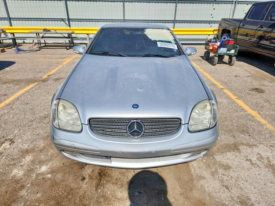 2001 Mercedes-benz Slk-klasse VIN WDBKK49F61F197996 COPART salvage auction — HAIL, Ks - Cert Of Title-Salvage, sold $250 on 2026-07-29 (photo 5)