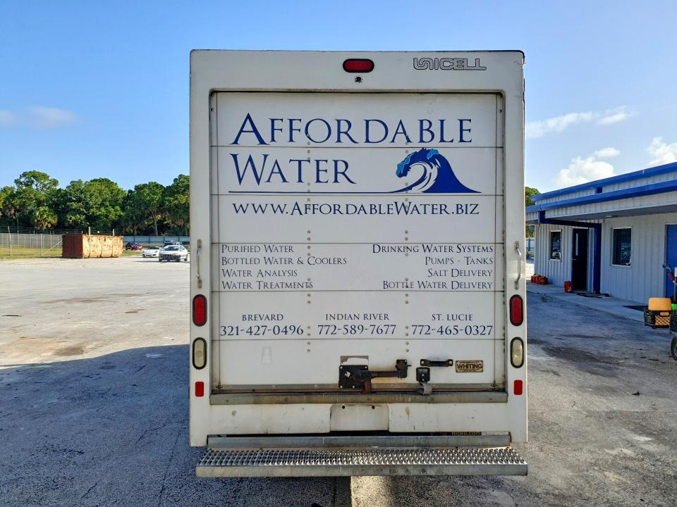 2015 Chevrolet Express VIN 1GB0G2CF7F1137211 COPART salvage auction — MECHANICAL, Fl - Certificate Of Title, sold $400 on 2026-07-27 (photo 6)