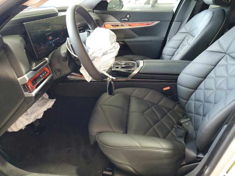2026 BMW 7 series VIN WBA33EH07TCX69553 COPART salvage auction — FRONT END, MA - CERTIFICATE OF TITLE, sold $40,000 on 2026-08-19 (photo 7)