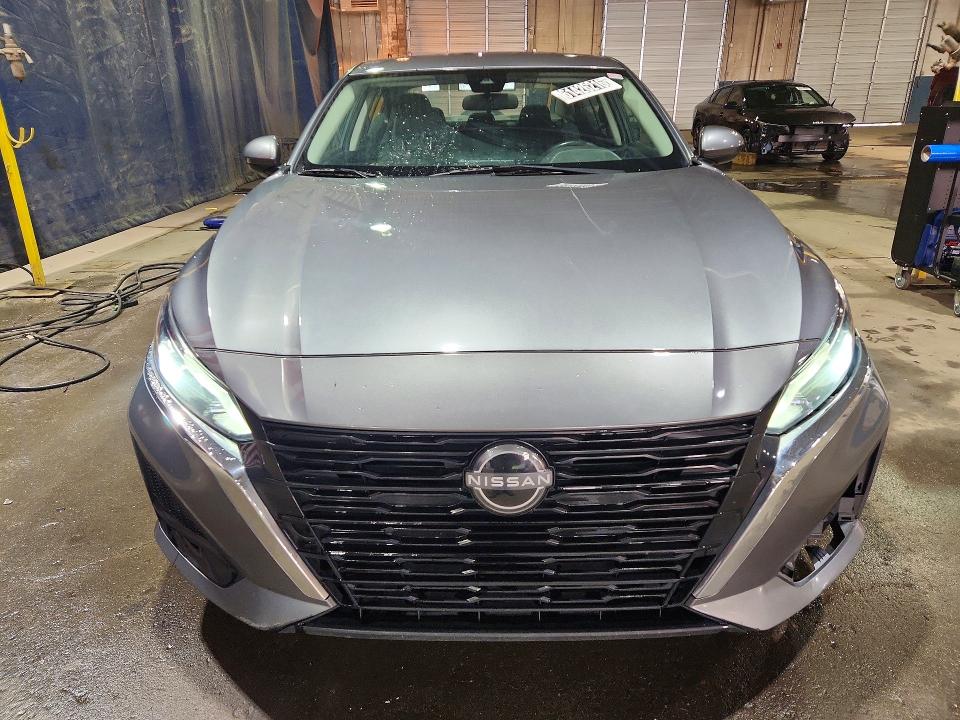 2023 Nissan Altima VIN 1N4BL4BV5PN362893 COPART salvage auction — MECHANICAL, Ca - Certificate Of Title, sold $325 on 2026-08-03 (photo 5)