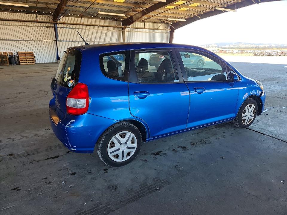 2008 Honda Fit VIN JHMGD38408S017634 COPART salvage auction — FRONT END, CA - DIS/DLR/EXP APP FOR DUP CLEAN, sold $600 on 2026-07-27 (photo 3)