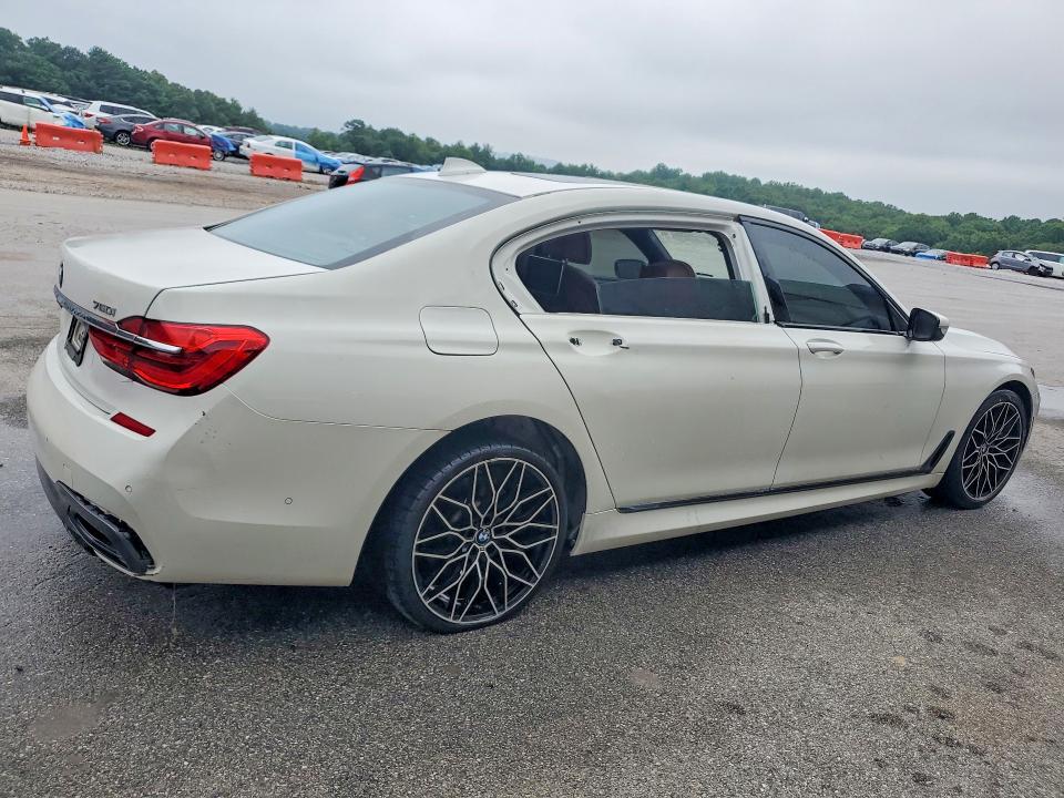 2018 BMW VIN WBA7F2C50JG423747 COPART salvage auction — MINOR DENT/SCRATCHES, Pa - Cert Of Title (P), sold $9,000 on 2026-07-20 (photo 3)