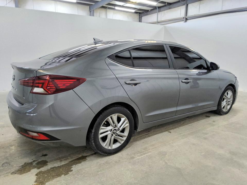 2019 Hyundai Elantra VIN KMHD84LF0KU791980 COPART salvage auction — MINOR DENT/SCRATCHES, CT - CERTIFICATE OF TITLE, sold $175 on 2026-07-28 (photo 3)