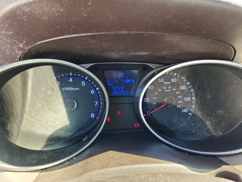 2012 Hyundai Tucson VIN KM8JU3AC9CU358158 COPART salvage auction — MINOR DENT/SCRATCHES, Ca - Dis/Dlr/Exp Only Clean Title, sold $1,100 on 2026-07-27 (photo 9)