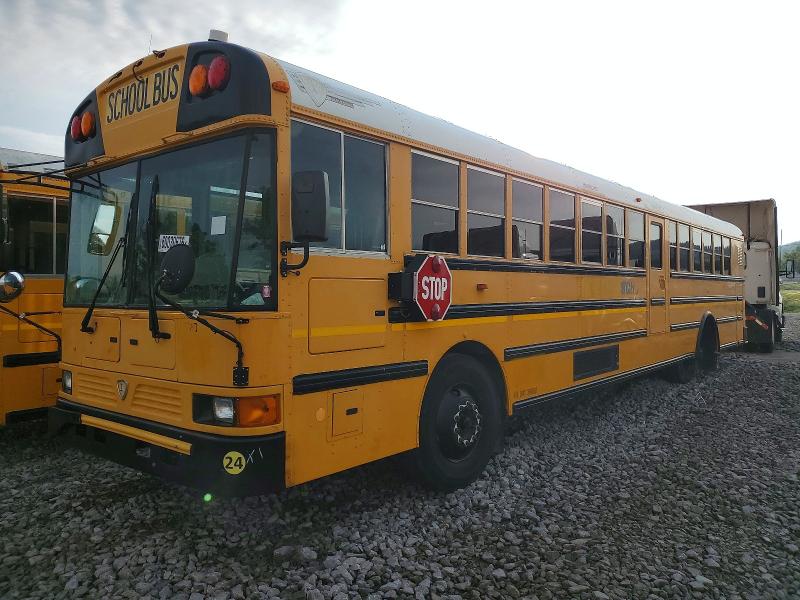 2015 Ic VIN 4DRBWAAN6FB663475 COPART salvage auction — NORMAL WEAR, Tn - Certificate Of Title, sold $1,600 on 2026-09-08 (photo 9)