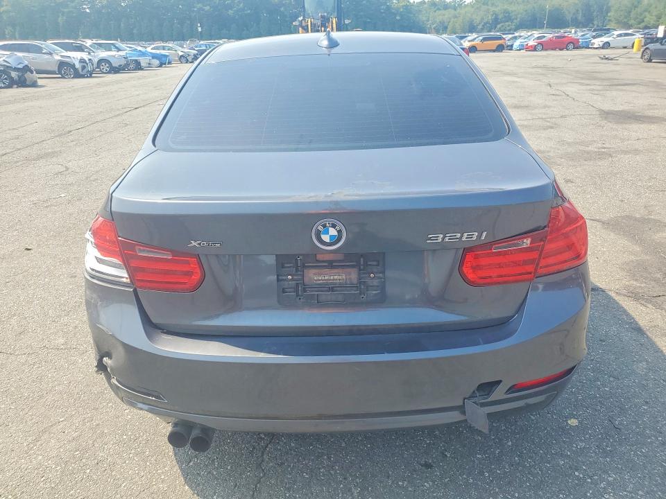 2013 BMW 3er VIN WBA3B5G54DNS00892 COPART salvage auction — REAR END, Ct - Cert Of Title-Salvage, sold $775 on 2026-08-20 (photo 6)